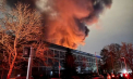 Aeroportul Heathrow din Londra este închis pentru cel puțin 24 de ore, după incendiul de la stația electrică. Peste 1.300 de zboruri vor fi afectate - VIDEO