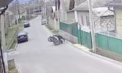 Un motociclist s-a lovit violent de un gard, la Ceadîr-Lunga. Momentul - surprins de o cameră de supraveghere din apropiere - VIDEO