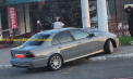A vrut să facă drift, dar a pierdut controlul asupra volanului și s-a lovit într-un pilon electric. Momentul - surprins de o cameră de supraveghere din apropiere - VIDEO