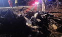 Grav accident la Sîngerei. Un adolescent a murit, iar alte două persoane au fost transportate la spital, după ce mașina în care se aflau s-a izbit într-un copac. Șoferul nu avea permis de conducere - FOTO