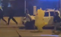 Imagini inedite la protestele de la Istanbul: Pikachu aleargă pe străzile din oraș. Protestatarii folosesc costume să se apere de gazele lacrimogene - VIDEO