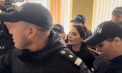 Evghenia Guțul - adusă din nou la Judecătoria Buiucani. Magistrații urmează să anunțe decizia privind noul mandat de arest în privința sa - VIDEO