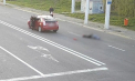 Un adolescent - transportat în stare gravă la spital, după ce a fost lovit de o mașină, la Tighina. Momentul a fost surprins de camerele de supraveghere - VIDEO  