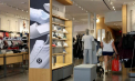 Producătorii americani avertizează că tarifele lui Trump vor scumpi pantofii sport, blugii şi aproape tot ceea ce poartă americanii
