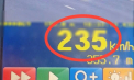 Vitezoman, prins de poliție. Un tânăr zbura cu 235 km/oră pe un drum din apropierea orașului Stăuceni. Ce pedeapsă va primi acesta - VIDEO