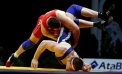 Încă două șanse pentru a aduce prima medalie în palmaresul țării noastre la Campionatul European de lupte. Eugeniu Mihălcean și Leonid Colesnic se bat în această seară pentru locul trei de pe podium - VIDEO
