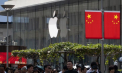 Ca să evite tarifele lui Donald Trump impuse Chinei, Apple a decis să transporte 600 de tone de telefoane cu avionul, din India