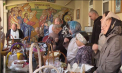 Zeci de credincioși s-au adunat în această dimineață la biserica Sfântul Dumitru din capitală pentru a-și sfinți bucatele pentru masa de Paște - VIDEO