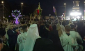 Focul Haric din Ierusalim a ajuns la Chișinău. Zeci de oameni așteaptă în fața Catedralei Mitropolitane să ia Lumina Sfântă - FOTO/VIDEO