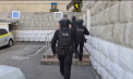 „-Am trimis banii. -Da, sunt.” Patru bărbați și o femeie - reținuți, după ce au ademenit mai mulți vârstnici „să investească” în criptomonede. Despre ce sume de bani este vorba - VIDEO