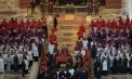 Sicriul cu trupul Papei Francisc, depus în Bazilica Sfântul Petru. Mii de oameni prezenți la ceremonie - VIDEO 
