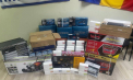 Un bărbat - documentat de ofițerii vamali, după ce în microbuzul acestuia s-a găsit un lot de mărfuri, fără acte de proviniență - FOTO/ VIDEO