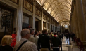 La Bazilica Santa Maria Maggiore, oamenii tot vin să se reculeagă în fața mormântului Papei Francisc - VIDEO