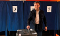 „Să ne aducem contribuția la protejarea viitorului european al cetățenilor de pe ambele maluri ale Prutului”. Premierul Dorin Recean a votat pentru alegerile prezidențiale din Romania