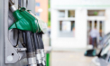 Vești bune pentru șoferi: Carburanții se ieftinesc. Noile prețuri stabilite de ANRE pentru benzină și motorină - FOTO