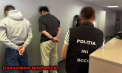 Percheziții în oficiul unui call centru din Chișinău. Doi bărbați - reținuti pentru 72 de ore: A fi pus la cale o schemă de escrocherie cu un prejudiciu de peste 300 de mii de euro - VIDEO