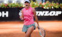 Tenis: Iga Swiatek, deţinătoarea titlului, a fost eliminată în turul al treilea la Roma - VIDEO