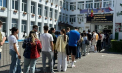 Studenții din București stau la coadă să voteze la alegeri prezidențiale 2025, turul 2: „Nu e doar despre noi, acum” - VIDEO
