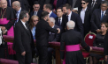 Volodimir Zelenski şi JD Vance și-au dat mâna la Vatican, la slujba inaugurală a pontificatului lui Leon al XIV-lea. Este prima întrevedere după cearta din Biroul Oval - VIDEO 