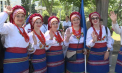 Dans, cântec și culoare: Cămașa tradițională ucraineană, purtată cu mândrie în inima capitalei - VIDEO