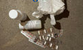 Droguri în valoare de 200 de mii de lei - ascunse-n aparat foto și într-un pachet de semințe de floarea soarelui. Doi bănuiți, care primeau și trimeteau substanțe narcotice prin colete, reținuți - VIDEO