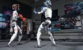 Spectacol tehnologic în ring: Roboți boxează pentru prima dată într-un meci oficial - VIDEO