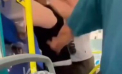 „Dați-l afară!” Momentul în care doi pasageri s-au luat la bătaie într-un autobuz din capitală - VIDEO