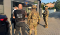 Patru persoane - cercetate penal, după ce au adus ilegal în Moldova peste 200 de piese auto, provenite din Marea Britanie și UE. Peste două milioane de lei - ridicați în urma perchezițiilor - VIDEO