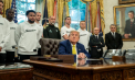 Moment stânjenitor la Casa Albă: Donald Trump a ținut o conferință de presă cu jucătorii lui Juventus în spate - VIDEO