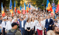 Sute de moldoveni au participat la Marșul Suveranității, purtând haine tradiționale și drapele naționale: „De atunci ne simțim că suntem suverani” - VIDEO