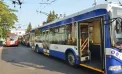 „Să-l punem pe primar în troleibuz”. Canicula transformă troleibuzele din Chișinău într-un test de rezistență pentru pasageri - VIDEO