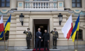 Andrzej Duda a fost decorat de Volodimir Zelenski în ultima vizită a președintelui polonez în Ucraina - VIDEO
