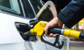 Prețurile la carburanți, stabilite de ANRE. De ce acestea continuă să se ieftinească