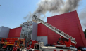 Incendiu la acoperișul unui mall din București: 1.300 de oameni se aflau în interior. Fum în sălile de cinema și în zona de food-court. Cauza e încă necunoscută - VIDEO