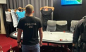 Percheziții într-un cazinou din capitală: Trei persoane - reținute pentru 72 de ore. Ce sumă de bani a fost ridicată de mascații Fulger și procurori - VIDEO