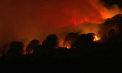 Spania luptă cu incendiile de vegetație deja de o săptămână. Canicula și vântul puternic au provocat izbucnirea unui nou focar, care a dus la evacuarea a 50 de copii dintr-o tabără, din cauza fumului dens - VIDEO