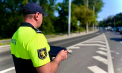 Peste 4000 de încălcări în trafic în doar două zile de weekend: 64 de șoferi au fost prinși băuți la volan. Ce alte nereguli au depistat polițiștii
