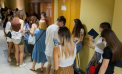 Deși dosarele se depun online, mulți candidați aleg să se informeze direct la universități: „M-am adresat aici să fiu ghidată, ca să nu dau greș” - VIDEO