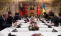 Rusia și Ucraina, din nou la masa negocierilor: o nouă rundă de discuții directe anunțată pentru mâine - VIDEO