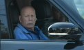 Starea lui Bruce Willis s-a agravat. Actorul nu mai poate citi, vorbi sau merge din cauza bolii
