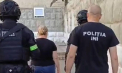 Noi detalii despre perchezițiile în cadrul cauzei penale inițiate pe faptele de corupere electorală. Două persoane - reținute: „Una a refuzat să deschidă ușa și a aruncat pe geam o geantă cu mai multe obiecte de interes pentru cauza penală” - VIDEO