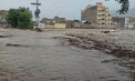 Inundații catastrofale în Pakistan, soldate cu aproape trei sute de morți în 24 de ore. Printre ei, și echipajul unui elicopter - VIDEO