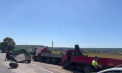 Accident grav la Criuleni. Un bărbat - transportat de urgență la spital, după ce s-a lovit cu tractorul de un camion, apoi s-a răsturnat. Poliția vine cu detalii - VIDEO