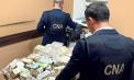 Peste 20 de milioane de lei - ridicate în urma perchezițiilor într-un dosar de finanțare ilegală a unor formațiuni politice. Imagini cu teancuri de bani - publicate de CNA - VIDEO