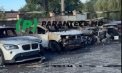 Patru automobile au ars în totalitate, iar unul a fost afectat parțial, în urma unui incendiu, la Goianul Nou. Imagini cu mașinile distruse - publicate de martori - VIDEO