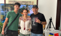 O familie de moldoveni stabiliți în China au parcurs aproape două mii de kilometri pentru a vota: „Fiecare vot contează și apropie diaspora de casă” - FOTO