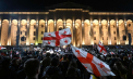 Zecii de mii de georgieni au ieşit în stradă, la Tbilisi, pentru a protesta în ziua alegerilor locale. „Trebuie să acţionăm” - VIDEO
