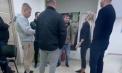 Mai multe persoane s-ar fi adunat la sediul platformei TUX din Chișinău pentru a cere explicații, după ce aceasta s-ar fi destrămat. Ce spun cei care ar sta în spatele acestei platforme - VIDEO