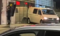 Incident neobișnuit în capitală. Un șofer a intrat în magazin cu tot cu mașina - VIDEO