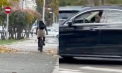 Unii cu bicicleta, alții cu mașinile de lux: Deputații se întreaptă spre Parlament. Imagini surprinse de PRO TV - VIDEO
